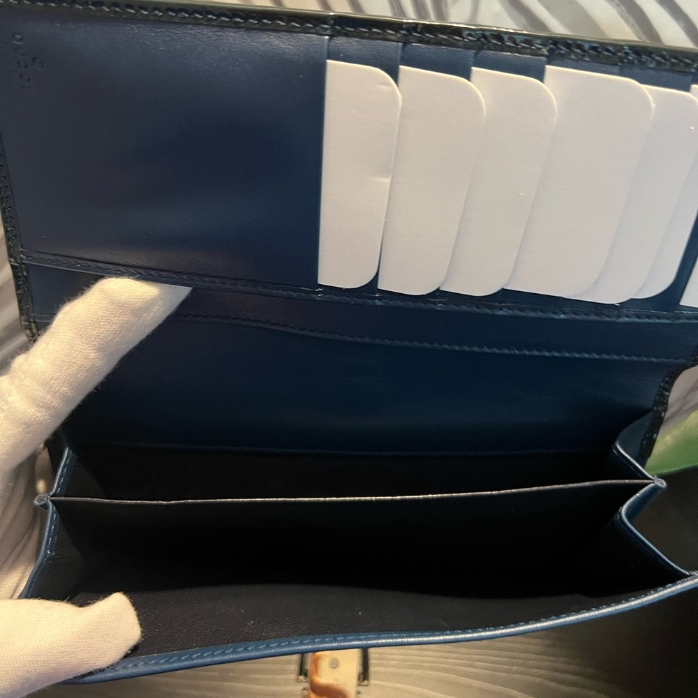 ❌SOLD❌ Gucci Teal Horsebit Print Buckle Wallet With Box - Picture 10 of 17